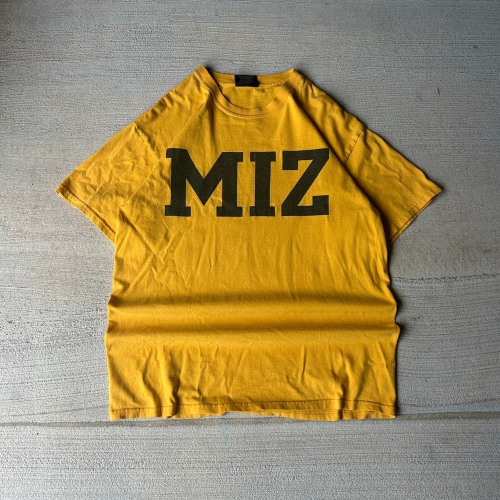 Vintage 2000s Mizzou university Yellow Large Tshirt